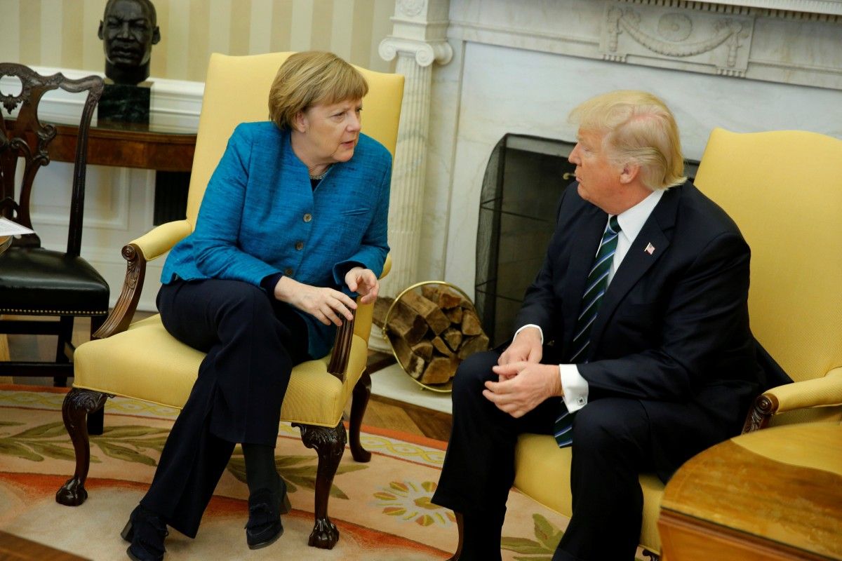 Трамп обгоровив із Меркель ситуацію у Сирії та Україні