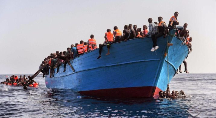 Офіційний Рим пригрозив блокувати прибуття до італійських портів суден місій ЄС із врятованими мігрантами