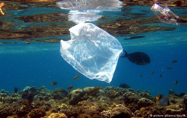 Екологія: Уряд Нової Зеландії збирається заборонити використання одноразових пластикових пакетів