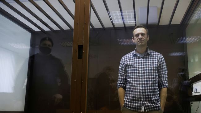 У РФ більше 500 лікарів підписали вимогу про медичну допомогу Навальному