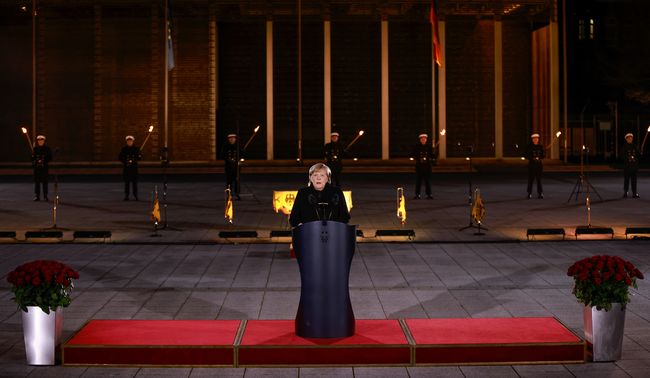 Меркель офіційно попрощалась із посадою канцлера ФРН