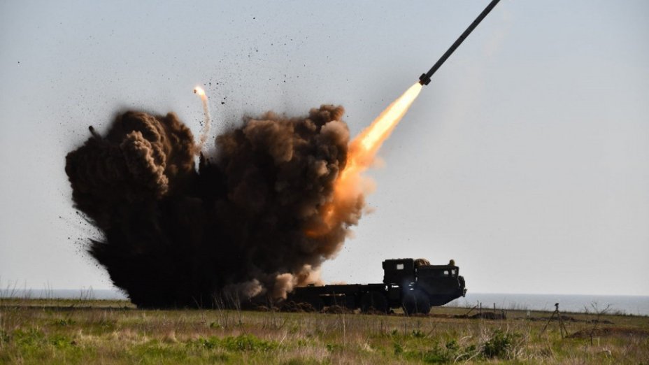 росія змінює стратегію: в МВС попередили про ракетні удари у всіх куточках країни