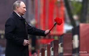 Британський екс-розвідник заявив, що Путін серйозно хворий