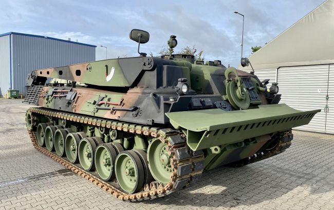 Німеччина передала Україні бронемашини підтримки Bergepanzer 2