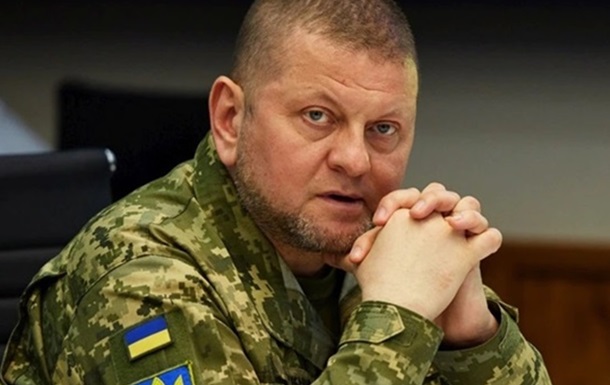 Залужний привітав військових України зі святами