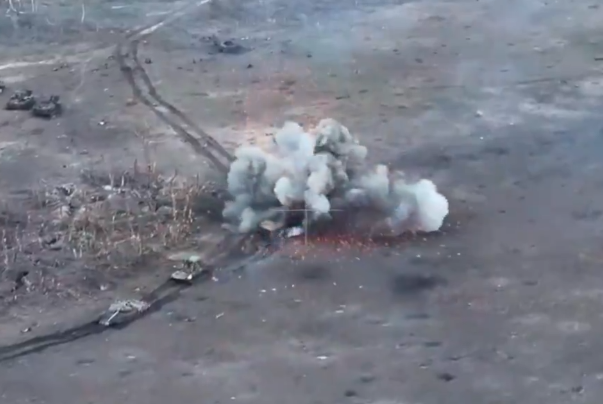У РФ скиглять, що ЗСУ "за 35 секунд" знищили цілу колону окупантів під Куп’янськом (ВІДЕО)