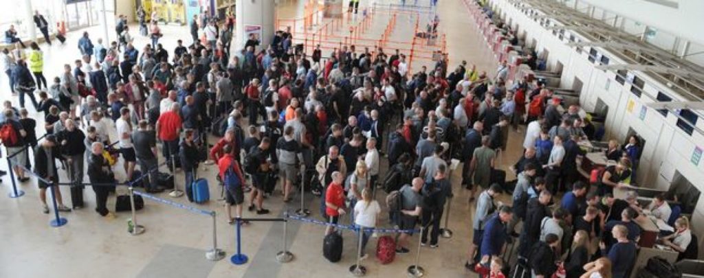 В парламенті внесли пропозицію ввести компенсації пасажирам за затримки авіарейсів