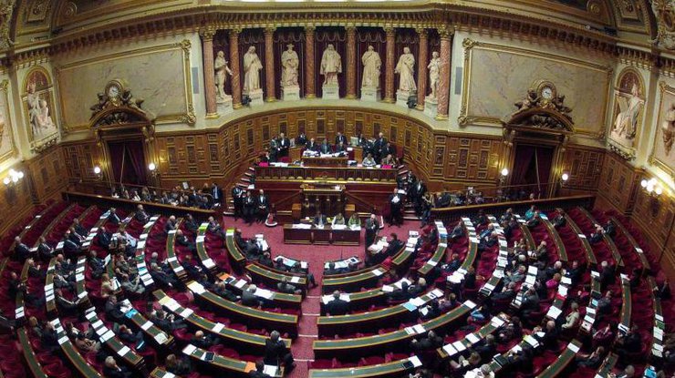 Французькі депутати ухвали закон проти фейків
