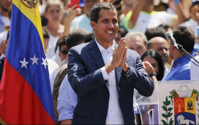 Гуайдо заявив, що військові Венесуели готові допомогти в поваленні Мадуро