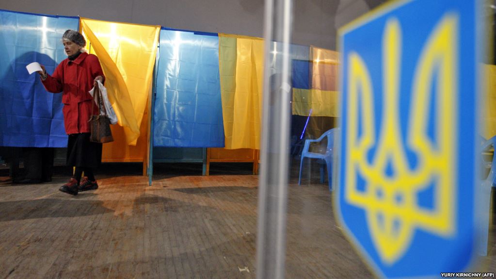 Згідно даних ЦВК, найбільш активно на голосували у Львівській області, найменше - на Закарпатті