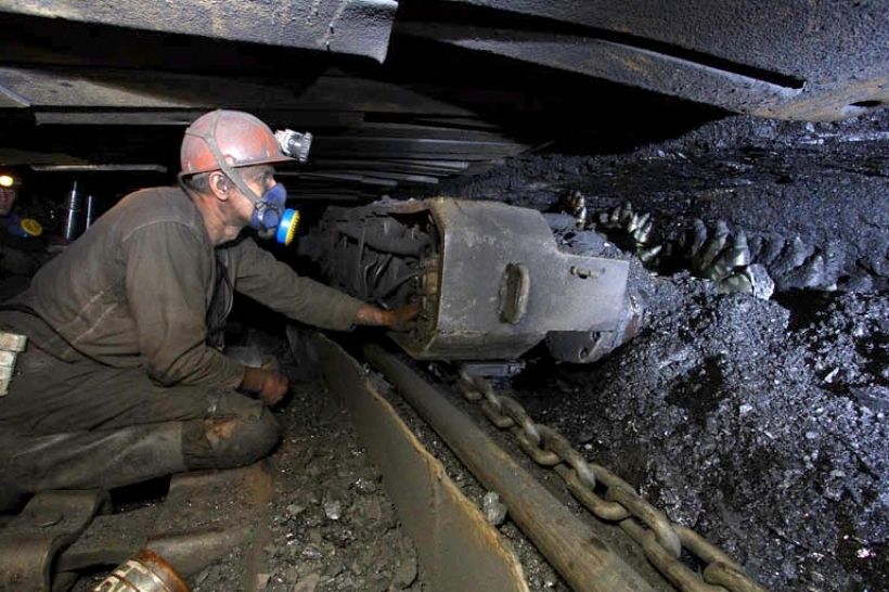 НП на шахті у Красноармійську: постраждали гірники, один загинув
