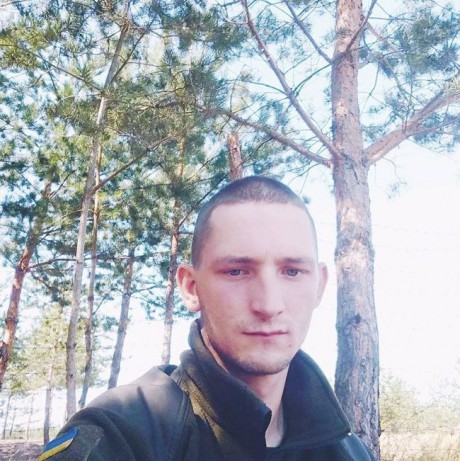 У зоні бойових дій загинув боєць із Вінниччини Олександр Карпик