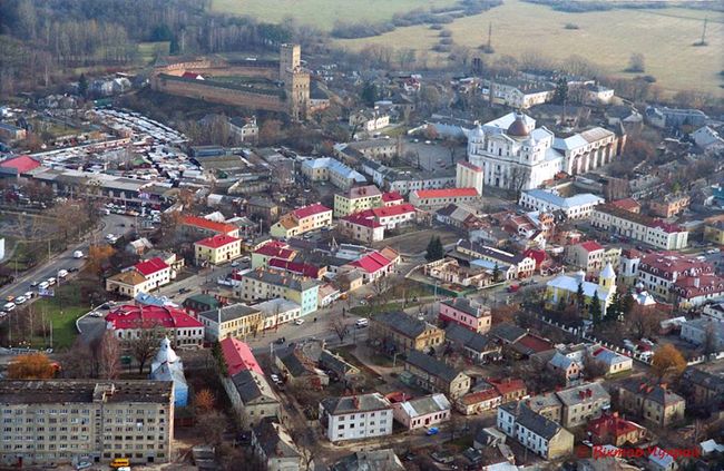 Луцька міськрада закликає уряд скасувати "червоний" рівень епіднебезпеки в місті