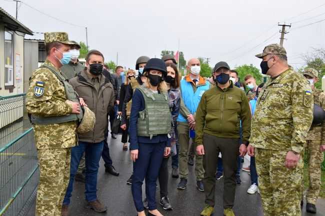 Прем'єр-міністр Естонії відвідала Луганщину