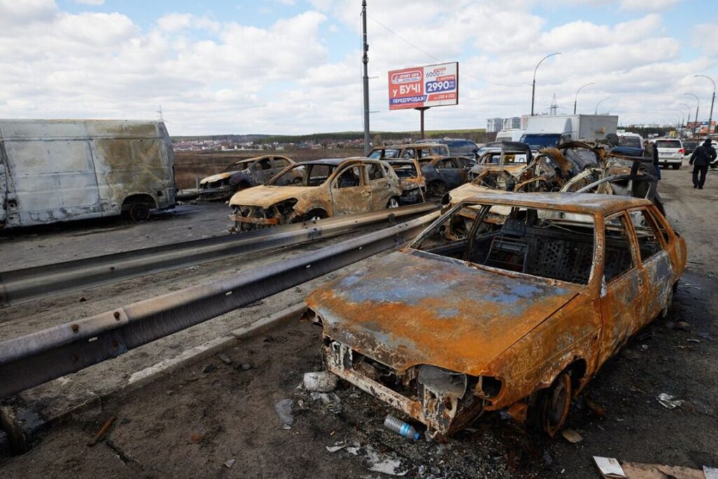 Під Києвом почали розчищати Житомирську трасу