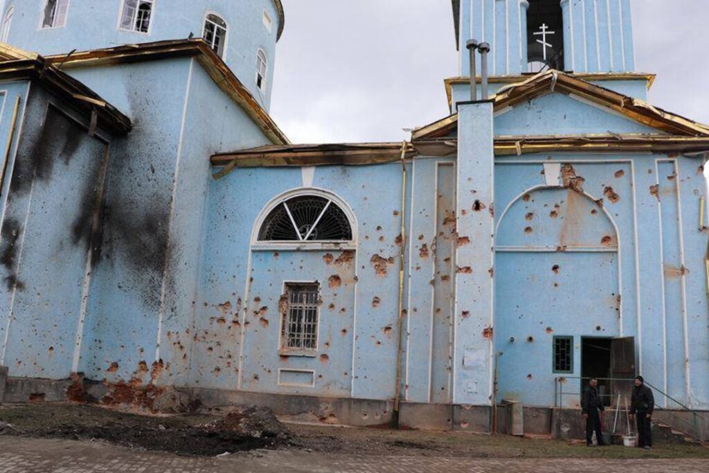 Обстріли житлових районів Харкова: за ніч ворог здійснив близько 30 атак