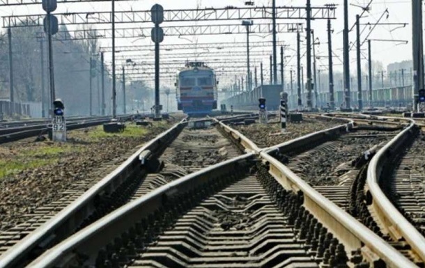 Внаслідок ракетного обстрілу залізничних станцій є поранений