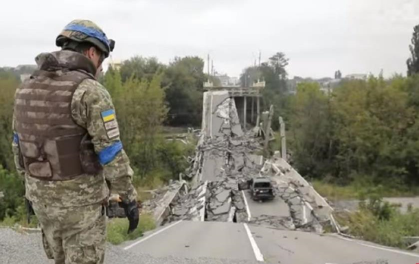 Комаров розповів про документальний проект про війну в Україні