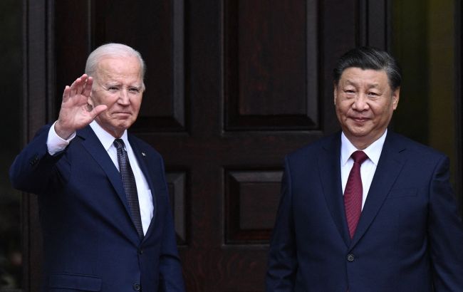 Сі Цзіньпін попередив Байдена про намір "возз'єднати Китай із Тайванем", - NBC