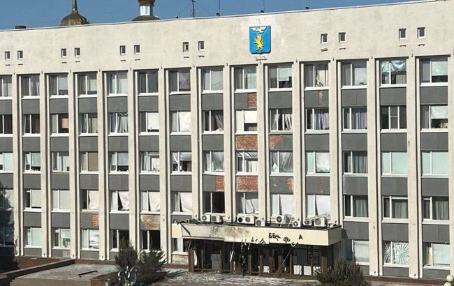 Дрон атакував центр Бєлгорода: під ударом будівля адміністрації