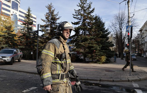 В окупованому Старобільську підірвали автомобіль і ліквідували колаборанта (ВІДЕО)